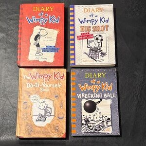 Diary of a Wimpy Kid Book Set - Jeff Kinney - Red, White, Tan, Blue Covers